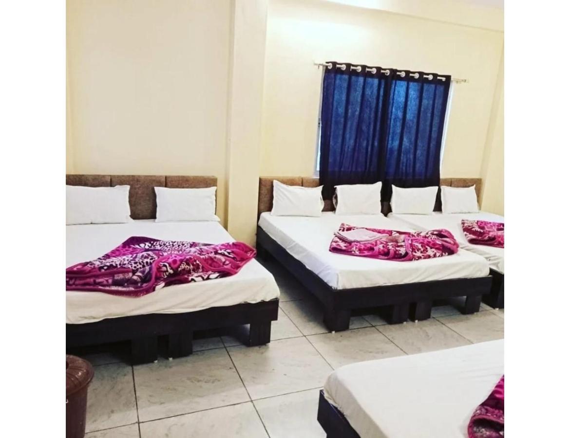 Hotel Mahakal Vishram, Ujjain Bagian luar foto