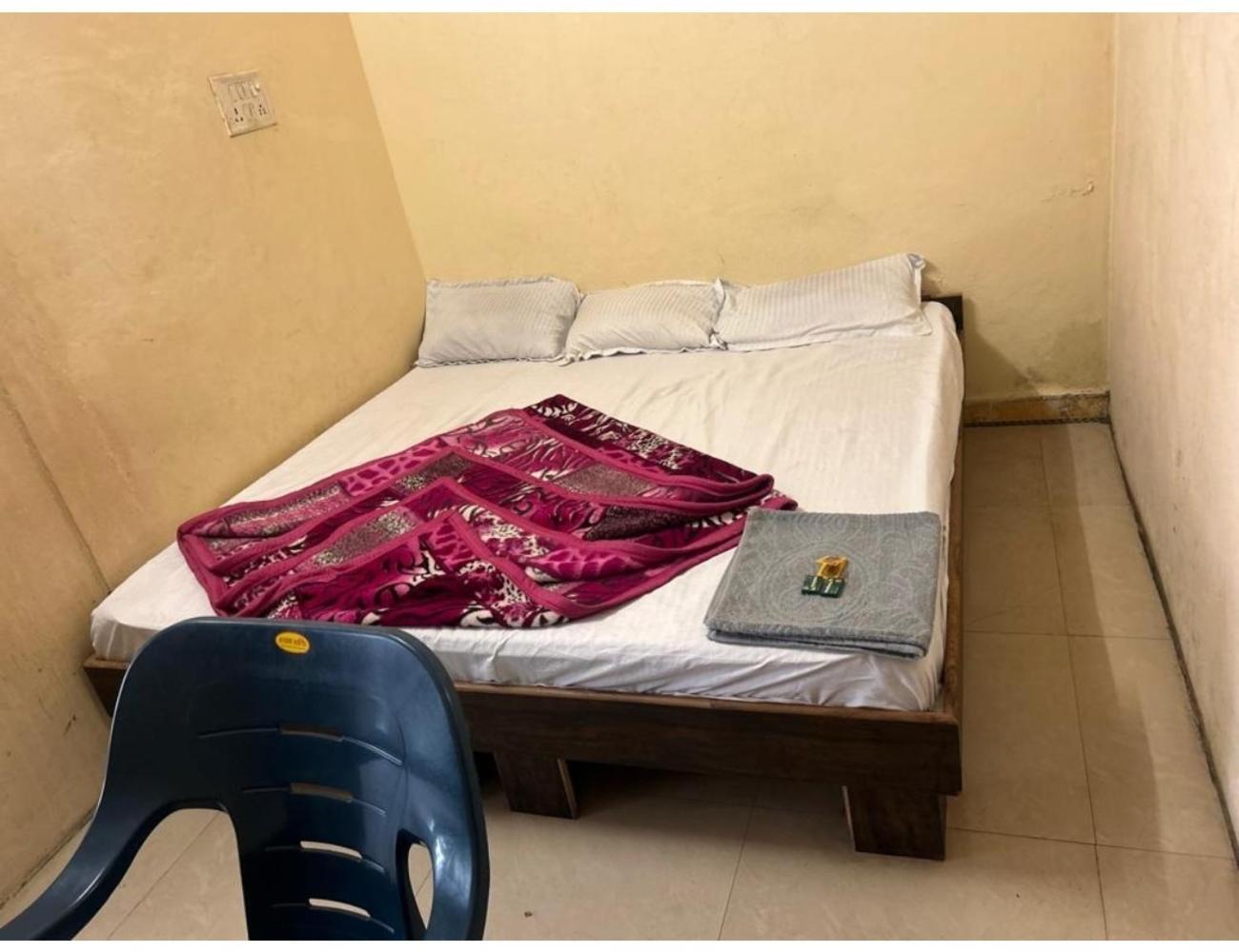 Hotel Mahakal Vishram, Ujjain Bagian luar foto