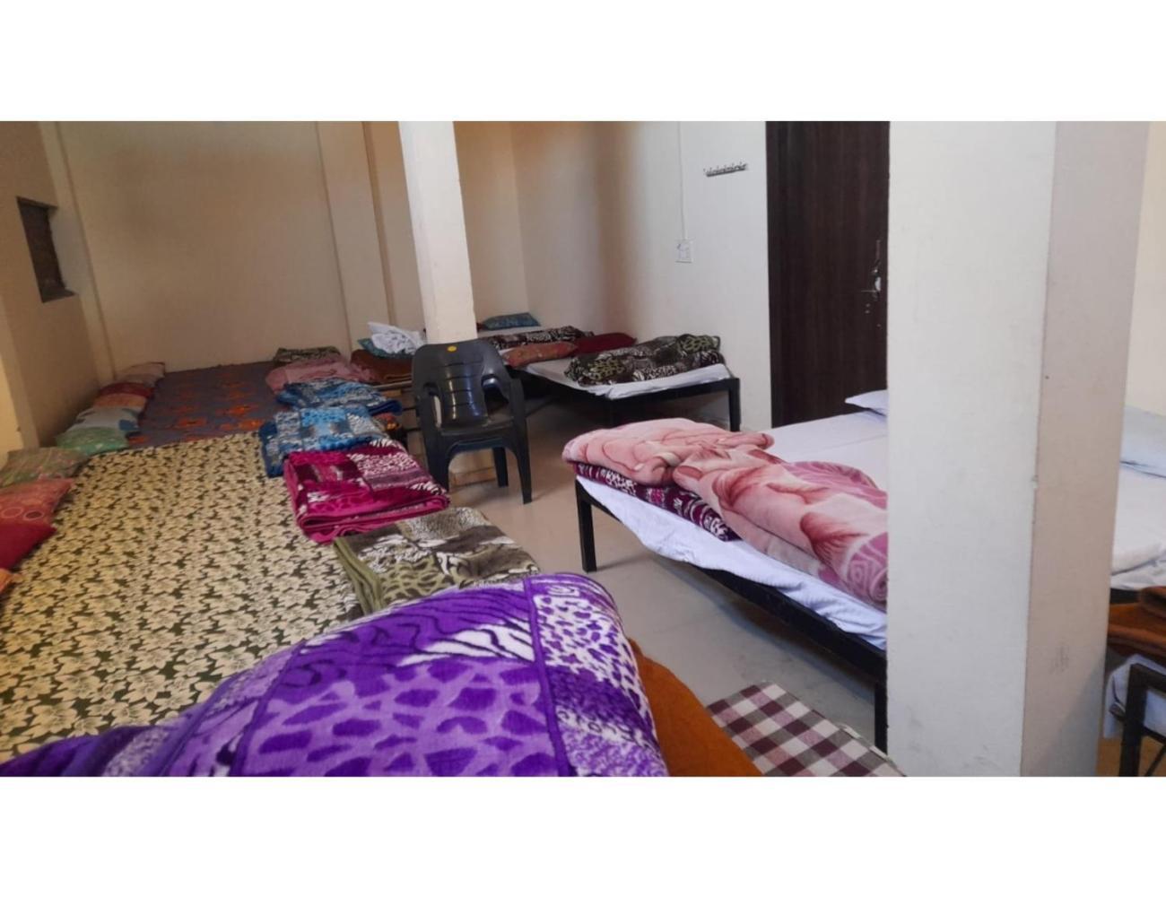 Hotel Mahakal Vishram, Ujjain Bagian luar foto