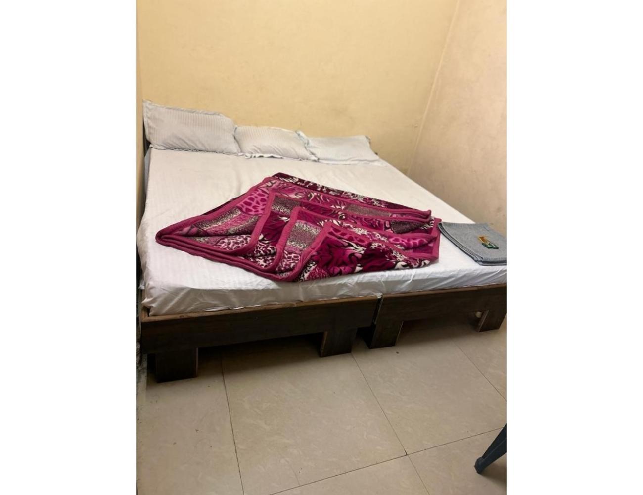 Hotel Mahakal Vishram, Ujjain Bagian luar foto