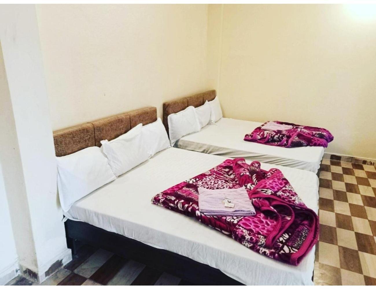Hotel Mahakal Vishram, Ujjain Bagian luar foto