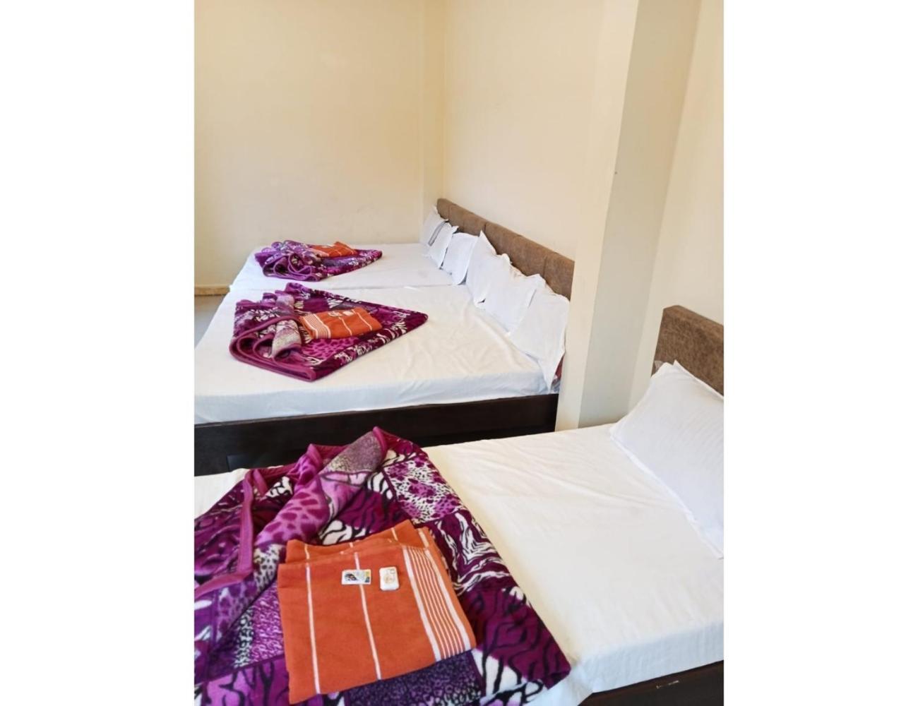 Hotel Mahakal Vishram, Ujjain Bagian luar foto