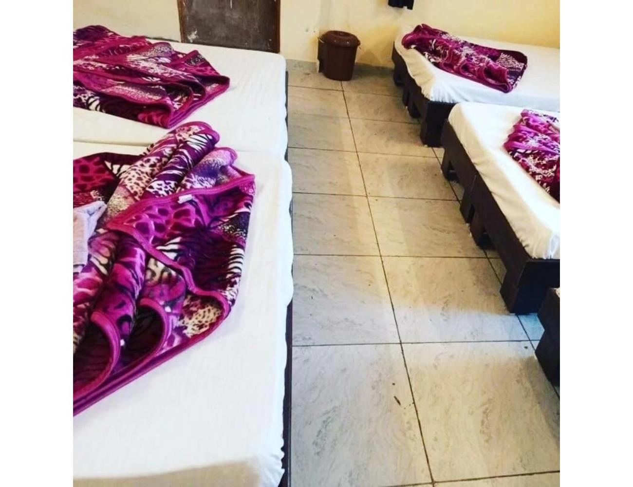 Hotel Mahakal Vishram, Ujjain Bagian luar foto