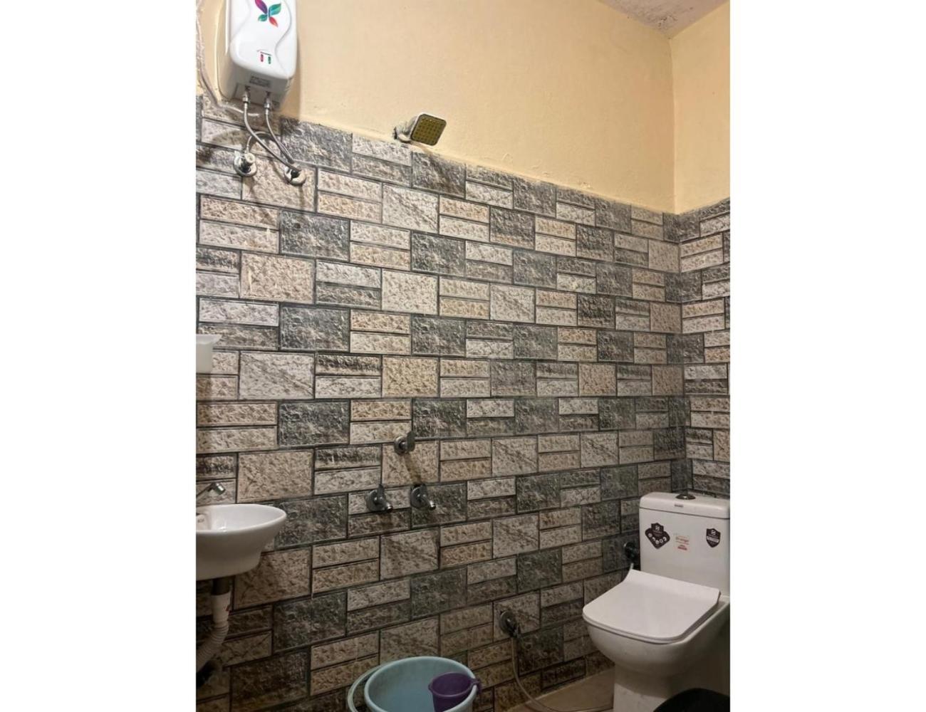 Hotel Mahakal Vishram, Ujjain Bagian luar foto