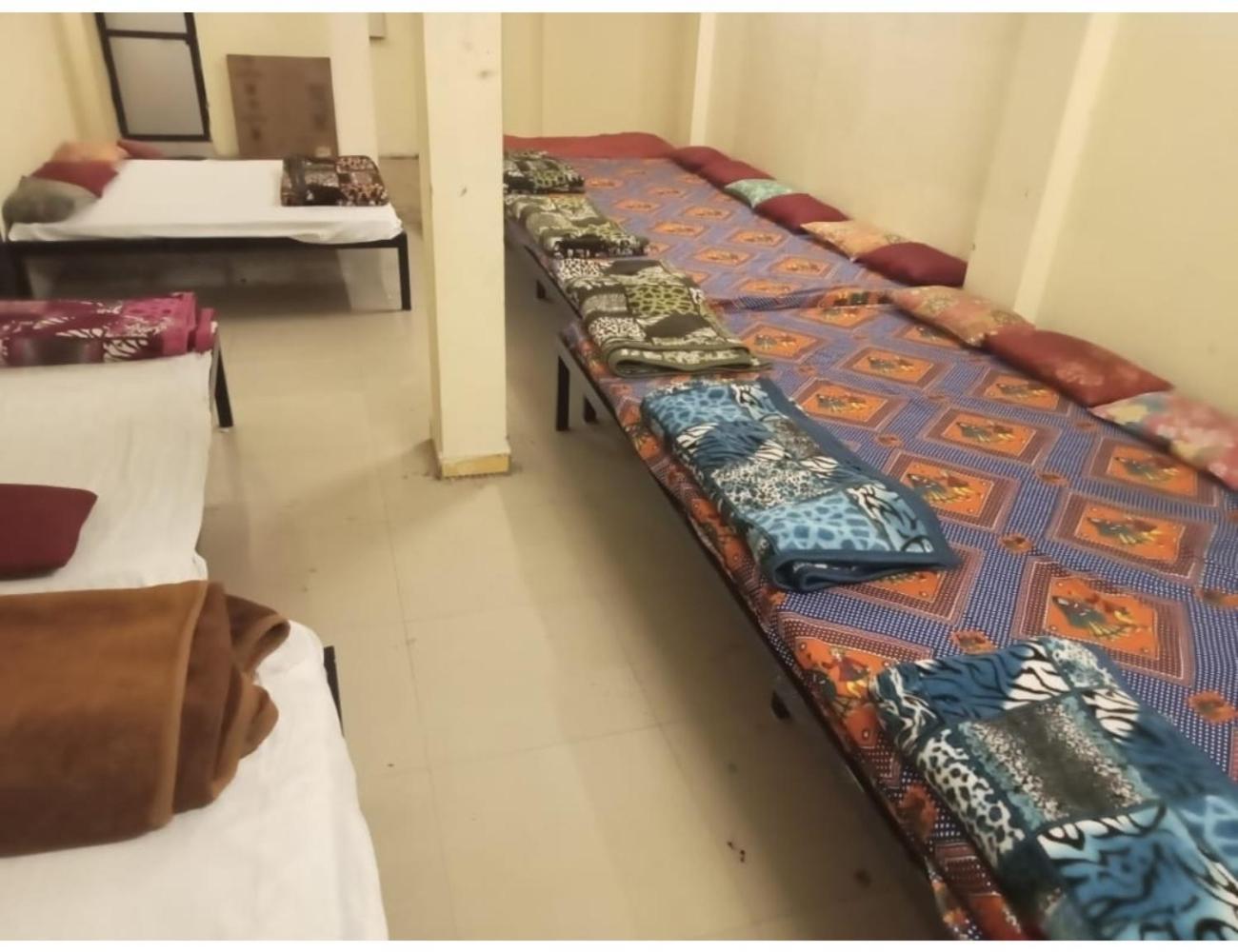 Hotel Mahakal Vishram, Ujjain Bagian luar foto